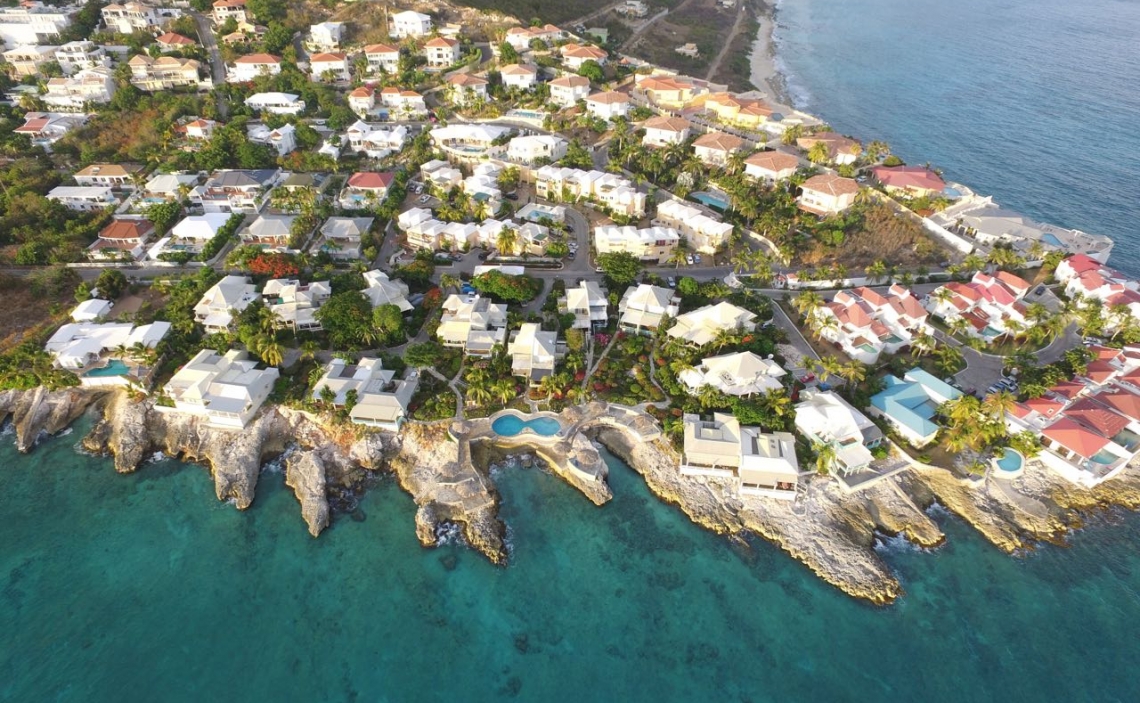 Pelican st maarten Island 