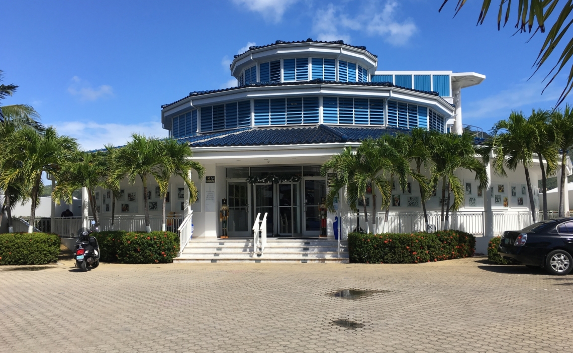 Carousel building and parking